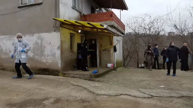 Giresun'da 16 yaşındaki Sıla Şentürk'ün öldürülmesi kadın cinayetlerine tekrar dikkatin çekilmesine yol açarak büyük tepki topladı. DHA'nın haberine göre Şentürk, Hüseyin Can Gökçek adındaki kişi tarafından bıçakla öldürüldü.