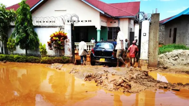 Hamwe mu hakozweko n'imyuzure mu Carama