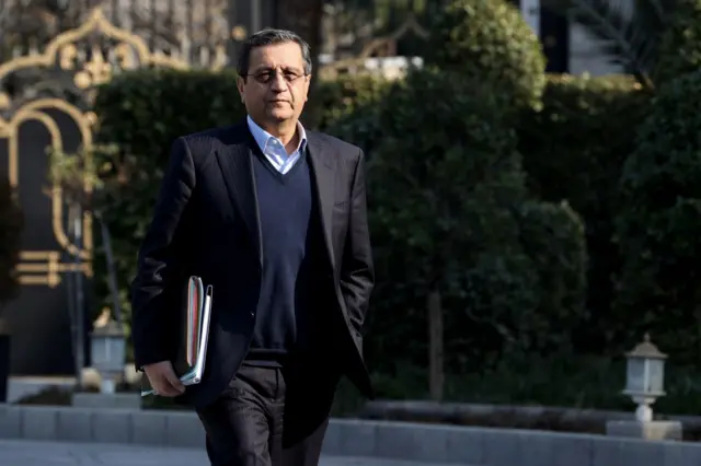 عبدالناصر همتی