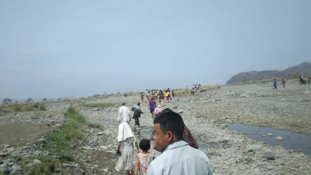 တိုက်ပွဲကြောင့် ထောင်နဲ့ချီတဲ့ ကလေးမြို့မြောက်ပိုင်းက ဒေသခံတွေ ဘေးလွတ်ရာရွှေ့ပြောင်းနေရ 