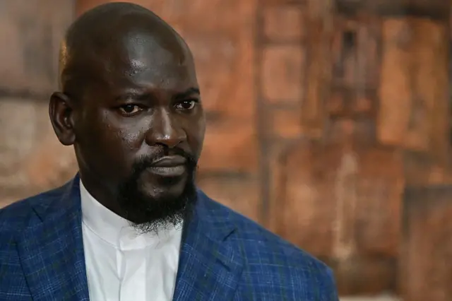 Le général Mamadi Doumbouya est candidat indépendant à la présidentielle sous la bannière "Bâtir Ensemble".