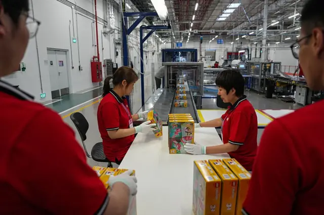 Doanh nghiệp Việt Nam chủ yếu tham gia vào các khâu đơn giản trong chuỗi cung ứng toàn cầu Doanh nghiệp Việt Nam chủ yếu tham gia vào các khâu đơn giản trong chuỗi cung ứng toàn cầu