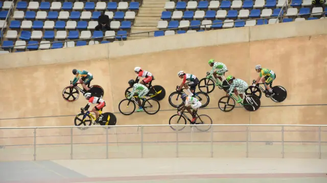 Cyclists for di competition