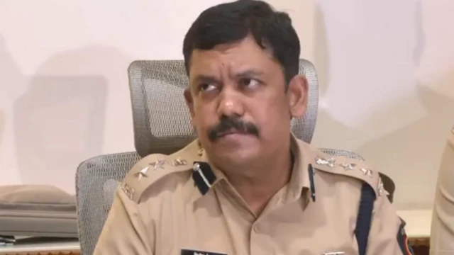 मुंबई पुलिस के ज़ोन-9 के डीसीपी दीक्षित गेडाम