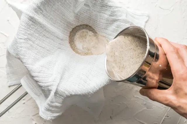 ਭੰਗ ਦੇ ਬੀਜਾਂ ਤੋਂ ਦੁੱਧ