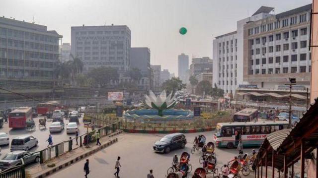 ঢাকায় ব্যাংক পাড়া বলে পরিচিত মতিঝিল এলাকা।