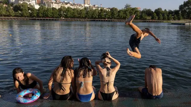 kupanje, kupanje na adi ciganliji, jezero ada ciganlija