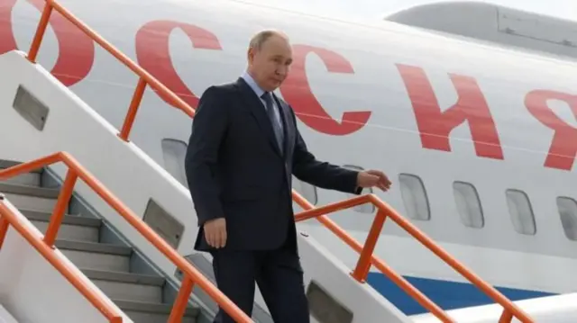 રશિયાના રાષ્ટ્રપતિ વ્લાદિમીર પુતિન 