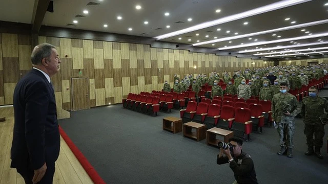 Hulusi Akar, Libya'daki Türk askerini ziyaret etti