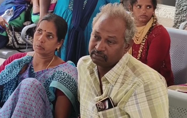 கடலூர் வேன் மீது ரயில் மோதி விபத்து