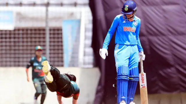 বাংলাদেশের সাথে টি-টোয়েন্টি সিরিজ জিতলেও ওয়ানডে সিরিজ ড্র করে ভারত