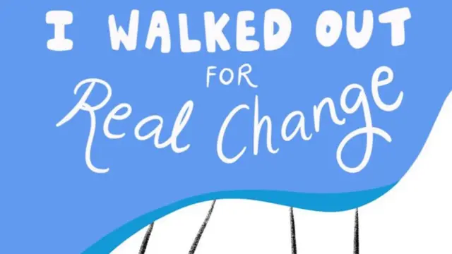 কর্মবিরতিতে যোগ দেয়া গুগল কর্মীরা তাদের ডেস্কে একটি নোট রেখে গেছেন