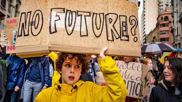 Климатические активисты разбудили инвесторов. Компании, управляющие активами на $33 трлн, взялись заставить бизнес думать о природе - подписались под инициативой Climate Action 100+