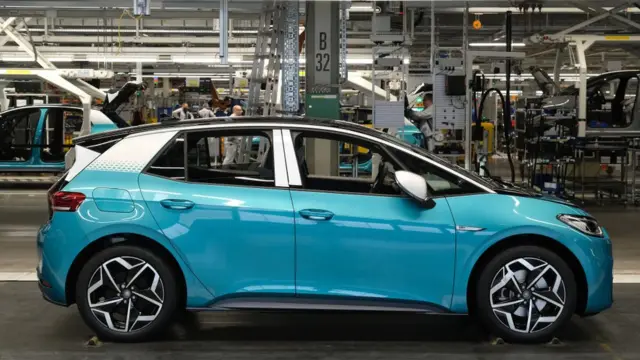 اولین مدل الکتریکی فولکس‌واگن قرار است تابستان به بازار عرضه شود