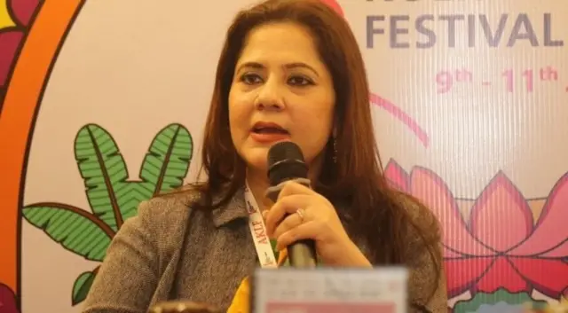 नसीरुद्दीन शाह यांच्या नातेवाईक सायरा हलीम यांनी या प्रकरणावर नाराजी व्यक्त केली आहे.