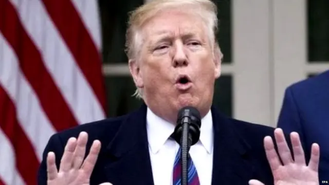 डोनल्ड ट्रंप