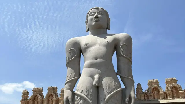 గోమటేశ్వర విగ్రహం