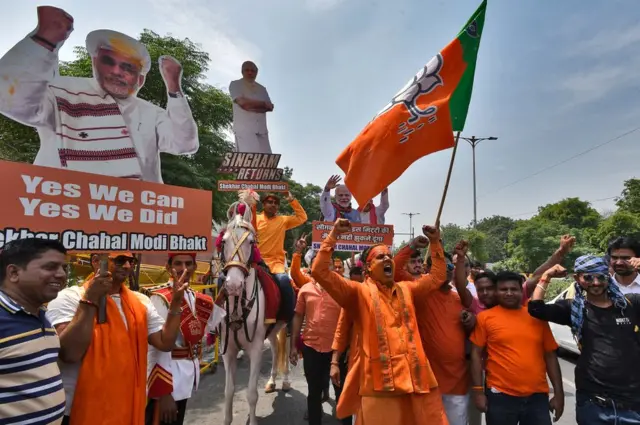 सोशल मीडिया