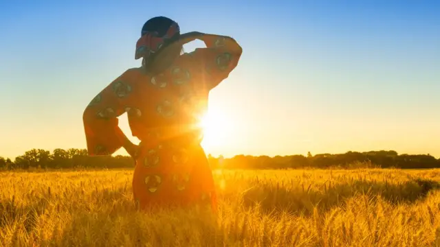 ఆఫ్రికన్ మహిళ