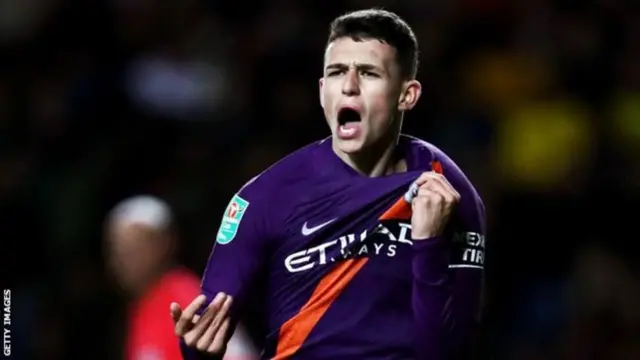 Meneja wa zamani wa Manchester City Stuart Pearce anaamin kwamba winga wa kimataifa wa England Phil Foden, anapaswa kuondoka kwenye klabu hiyo