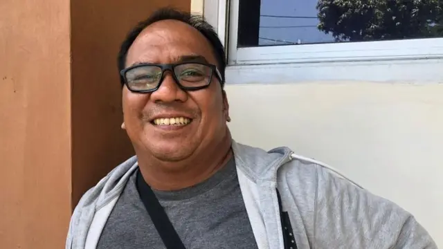 Kebijakan lepas masker