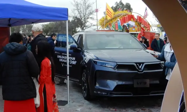 Gian hàng của Vinfast trong hội chợ Tết 2024 ở San Jose, California