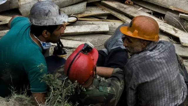 روزهای بعد از حادثه در نزدیکی معدن یورت