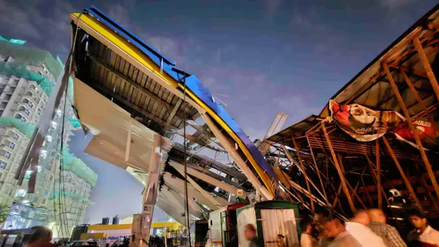 घाटकोपर हादसा