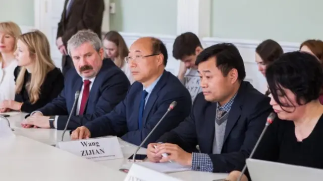 На сайті КМДА оприлюднили фото зустрічі з делегацією з Китаю