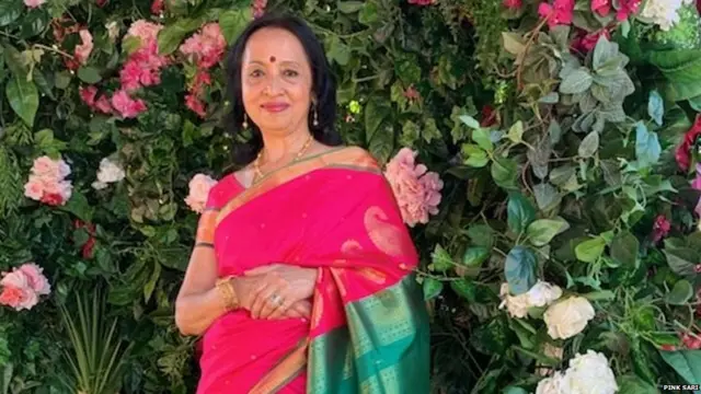 पिंक साड़ी