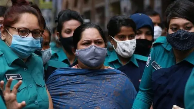 রোজিনা ইসলামের জামিনের আবেদনের ব্যাপারে রোববার আদালতে আদেশ দেয়ার কথা রয়েছে।