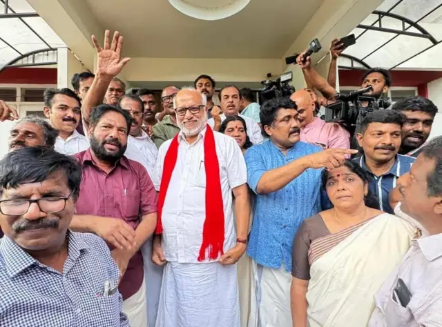 மார்க்சிஸ்ட் கம்யூனிஸ்ட், எம்ஏ பேபி, பொலிட் பீரோ, சிபிஐ எம் , ஆட்சிமன்றக் குழு, பிரகாஷ் காரட், சீதாராம் யெச்சூரி, மதுரை மாநாடு , ஜி ராமகிருஷ்ணன், வாசுகி, கே பாலகிருஷ்ணன், பினராயி விஜயன்