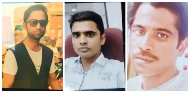  মহসীন মালিক (বাঁয়ে), দীনেশ মিশ্র (মাঝে) মুহাম্মদ জুম্মান (ডানে)