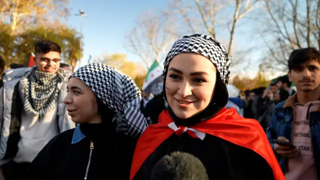 Merve'nin Saraçhane'de BBC Türkçe'ye verdiği demeçten bir kare.