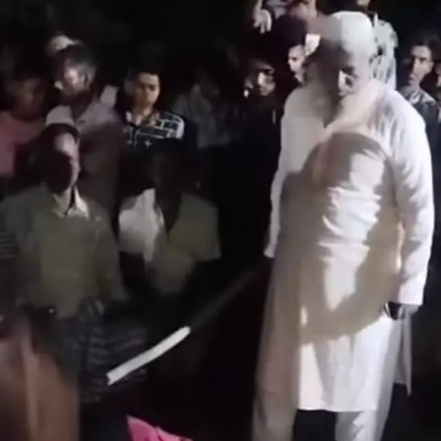 ছেলের বিরুদ্ধে চুরির অভিযোগ ওঠায় মায়েদের নাকে খত দিতে বাধ্য করার ভিডিও সম্প্রতি ফেসবুকে ছড়িয়ে পড়েছে