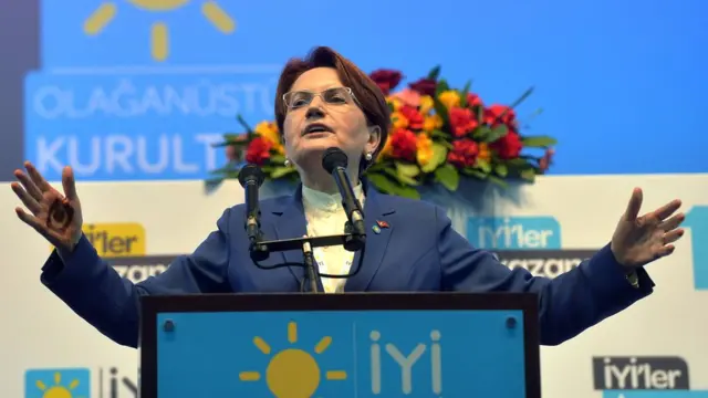Meral Akşener