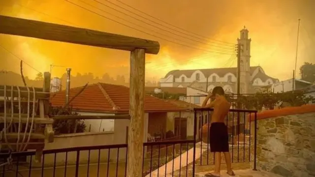 સાઇપ્રસમાં લાગેલી આગ