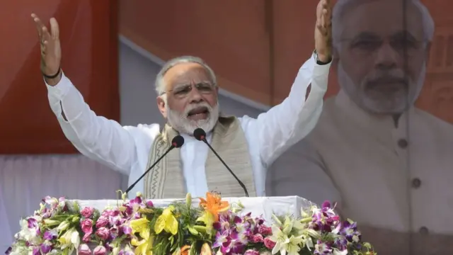 नरेंद्र मोदी