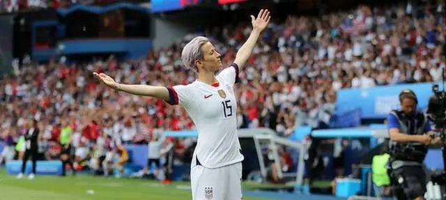 Megan Rapinoe celebrates scoring at the World Cup