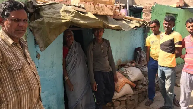 अपने बेटे के साथ रमीला खातून