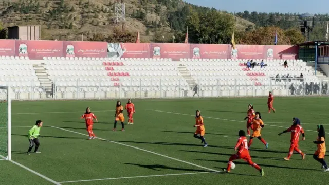 راتلونکې سې شنبې (جدي ۷) د افغانستان فوټبال ښځینه ملي لوبډله له کوربه هند سره سیالیيلري