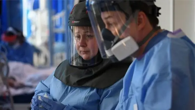 কোন কোন রোগীর দেহে কোভিড সংক্রমণ সৃষ্টি করে একরকম 'সাইটোকিন ঝড়।'