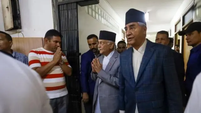 షేర్ బహదూర్ దేవుబా, కేపీ శర్మ ఓలీ