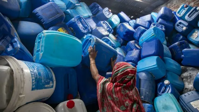 પ્લાસ્ટિકનો ભંગાર