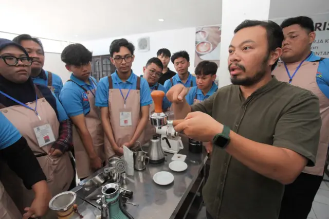 tenaga kerja, pengangguran