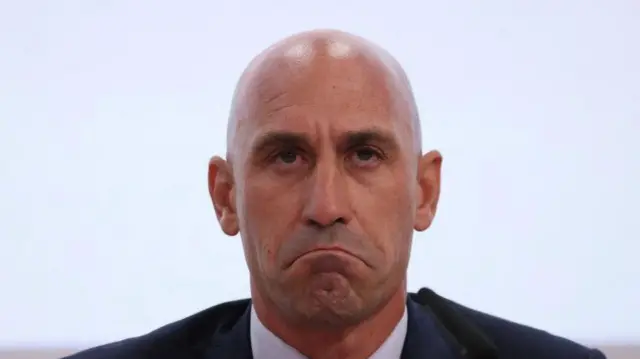 Luis Rubiales Y Jenni Hermoso Dimite El Presidente De La Federación Española De Fútbol Tras La 0814