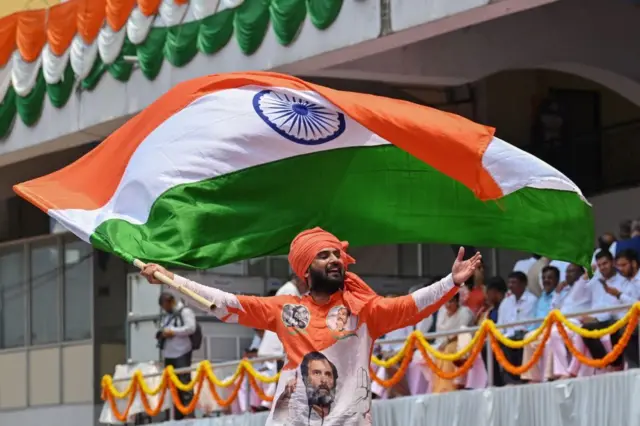 कांग्रेस का एक समर्थक.