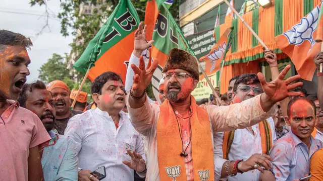 জয়ের পরে বিজেপি নেতা-কর্মীদের উচ্ছ্বাস