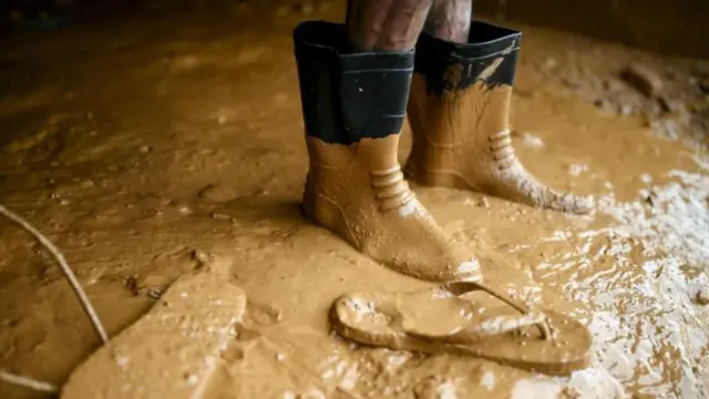 కొండచరియలు