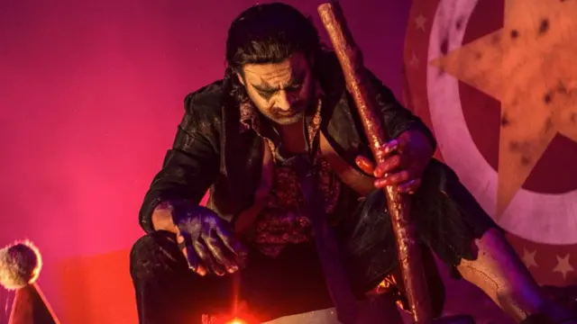 రాజాసాబ్ రివ్వూ, ప్రభాస్, మారుతి, సంజయదత్, నిధి అగర్వాల్, మాళవిక, రిద్ది